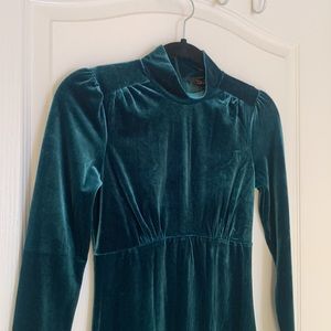 Forever 21 Contemporary Green Velvet Dress